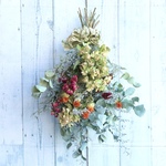  ユーカリとアジサイと紅花のスワッグ