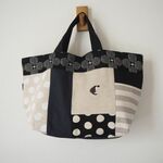 リネン＆コットン　ランダムパッチ　モノトーン系　横長　トートBAG　ネコ　刺繍♪　帆布　黒　