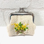 小さなミモザの花束財布