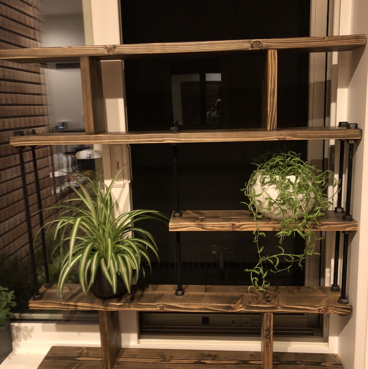 キッチンラック☆木目強調☆窓枠インテリア☆西海岸 穴を開けずに突っ張れる☆キッチンラックCentral☆木目強調☆窓