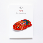 レトロなおもちゃ ブリキ金魚　刺繍 ブローチ