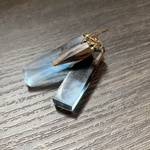 ウッドレジン　ピアス