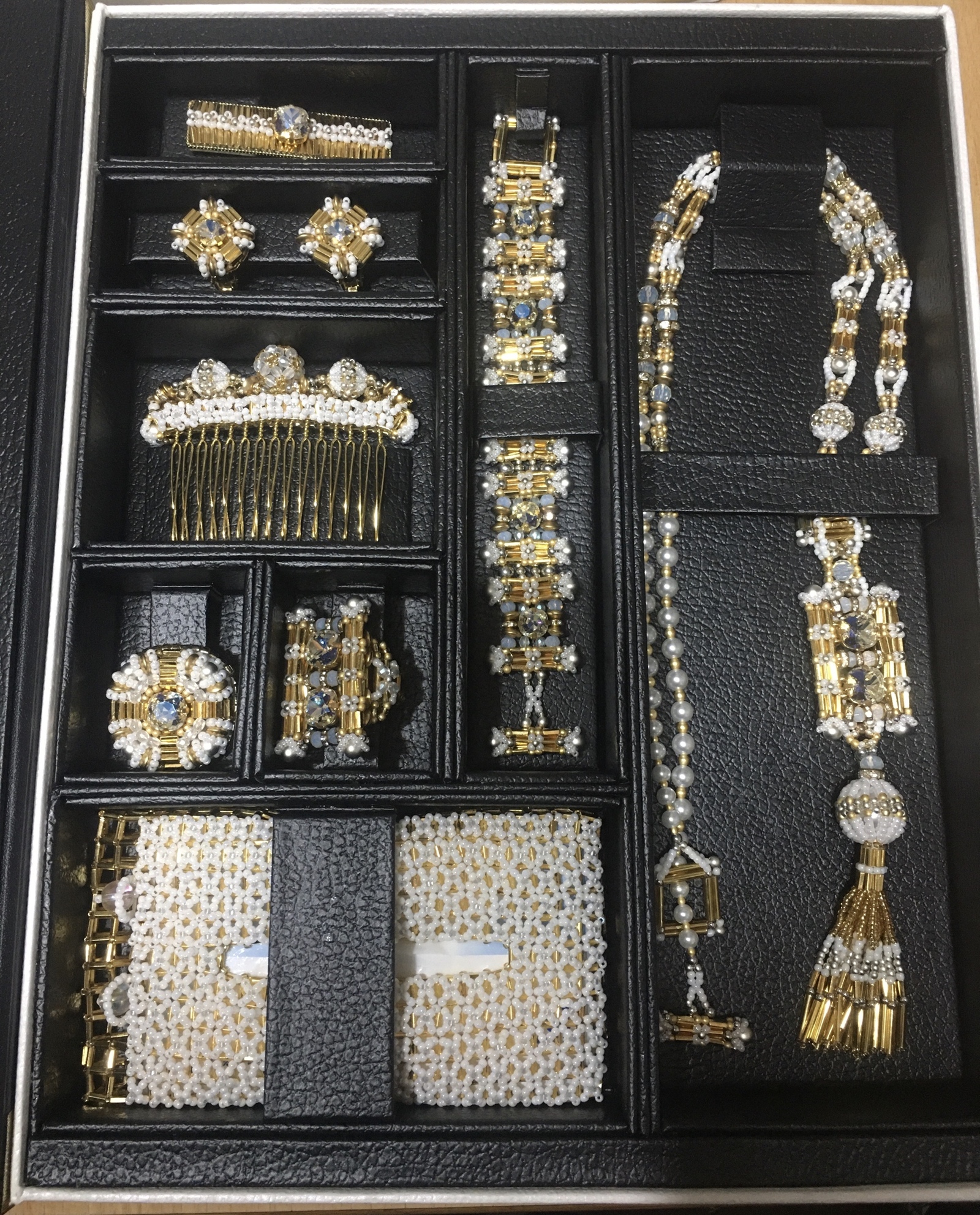 Jewels of Fantasy 20世紀のコスチュームジュエリー 写真集 kotaki_mariko_talk.png?v=