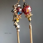 ★魔法使いの星屑と夕焼け蓄光ランタンのピアス　イヤリング★ 琉球ガラス封入したロングタッセル付きアクセサリー
