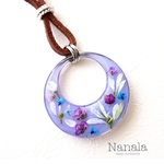 本物のお花のフープネックレス　レジンアクセサリ―