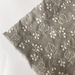 野葡萄。オリジナルレース　刺繍生地　コットンレース