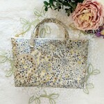  リバティ  アデラジャ ルンルンポーチ