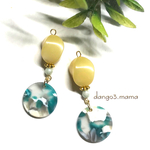 2点限定☆300円☆イエロービーズ☆アクリルチャームのピアス/イヤリング