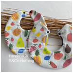 【round or egg?】vegetable  bib