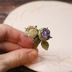 布花　ちょこんと薔薇　ブローチ