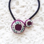 小花のリース（ホワイト×パープル）刺繍ゴム