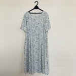 ☆新作☆1点物☆　北欧風ワンピース　花柄とりすさんのワンピース　大きいサイズワンピース　サイズⅬ～ＬＬ 　ゆったりサイズ　半袖ワンピース　ブルー系ワンピース