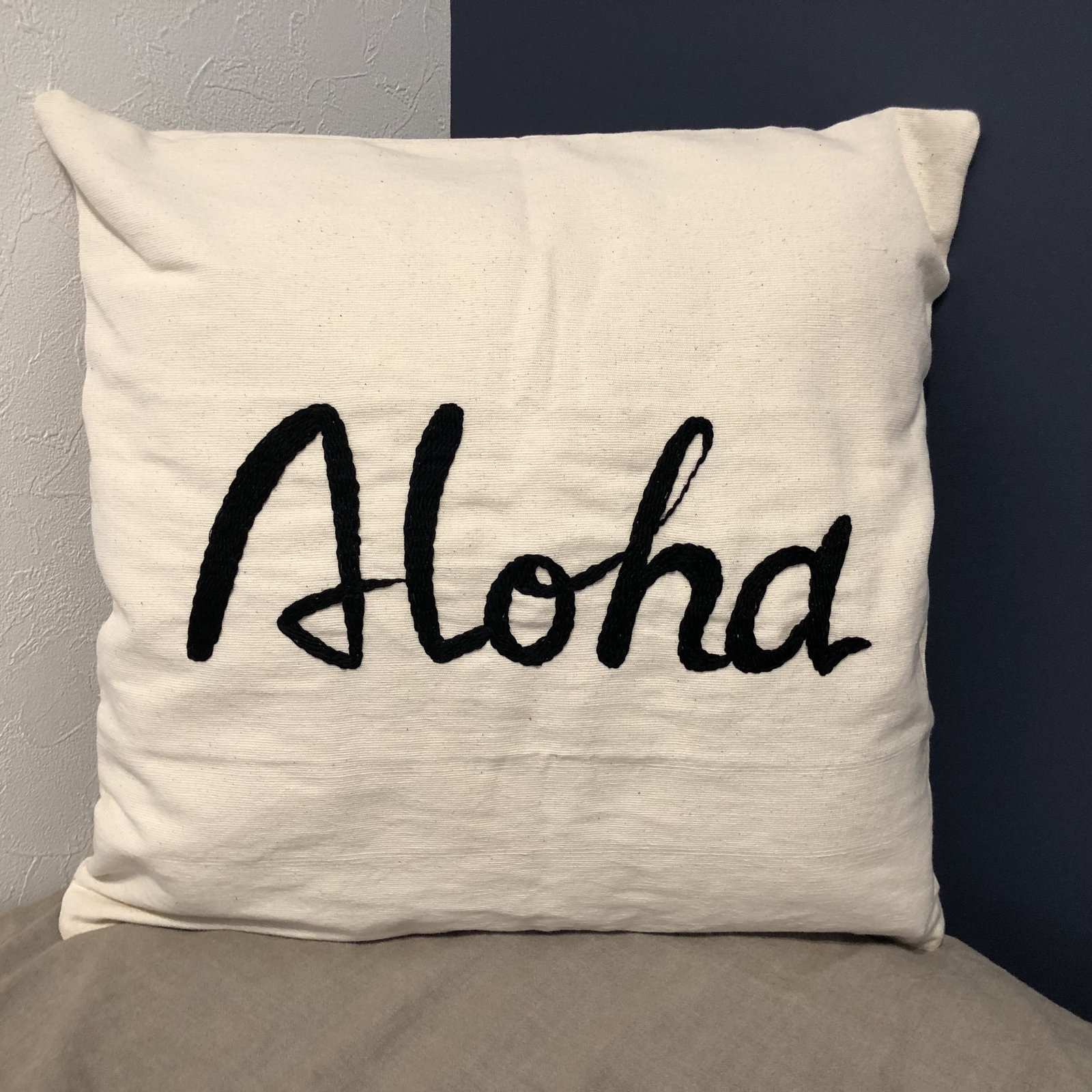 オーダークッションカバー （大きい刺繍） - TETEMADE'S GALLERY