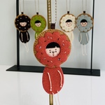ドーナツの穴からおかっぱおかちゃん☆ストロベリー＊キーホルダー
