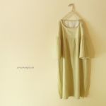 春を待つ服。ドロップショルダー幅広ワンピ。ツインドットのWガーゼ。【М】