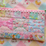 hana*ハンドメイド★パッチワークペタンコポーチハローベイビー