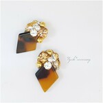 秋冬　べっ甲シンプルビジューピアス