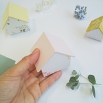 カルトナージュのハウス型BOX（M　ピンク花柄）