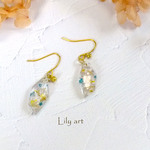 【SALE品¥700→¥300】blue＆clear多角形ドライフラワーピアス/イヤリング