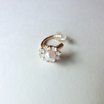 1点のみ*パールフラワーイヤーカフ*ホワイト