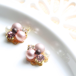 sale つや消しミルクティーピンクのいちごチョコ パールのビジューピアス＆イヤリング