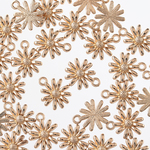 チャーム　花　ゴールド　40個　KC金　カン付き　小さめ　フラワー　アクセサリー　パーツ　手芸　ハンドメイド AP2794