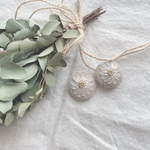 お花　リボン刺繍　くるみボタン　ゴム