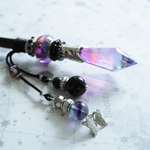 [魔結晶の花槍(藤)] 幻想の魔法石と蜻蛉玉の槍モチーフの簪(天然石使用)