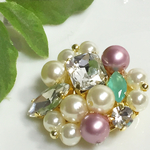 パールのブローチ