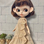 ラッフルAラインワンピース：エクリュ　ブライス　洋服　アウトフィット