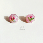 花色に染まる結晶板　＊ジュエルイヤリング＊