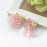ふんわりお花イヤリング(ピアス)