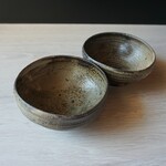 粉引灰釉たわみ小鉢　2つセット②