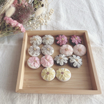 𓊆 𝚜𝚊𝚕𝚎𓊇 お花　リボン刺繍　くるみボタン　ゴム