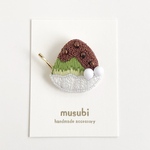 刺繍ブローチ＊宇治金時