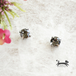 まるでピアス＊ひと粒のマグネットピアス＊ブラックダイヤモンド＊シルバー