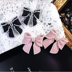 【人気♡再販♡ラスト】立体ピンクリボンパールピアス♡イヤリング　