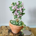 【sima1227様専用】ミニチュアの花…「ピンクのつる薔薇&ラッキークロバーコンテナA」