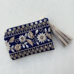 刺繍リボンのポーチ　ブルー×コールド