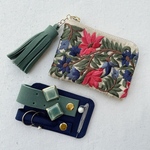 刺繍リボンのジュエリーポーチ　ベージュ×グリーン