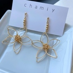 ワイヤーフラワー　ピアス
