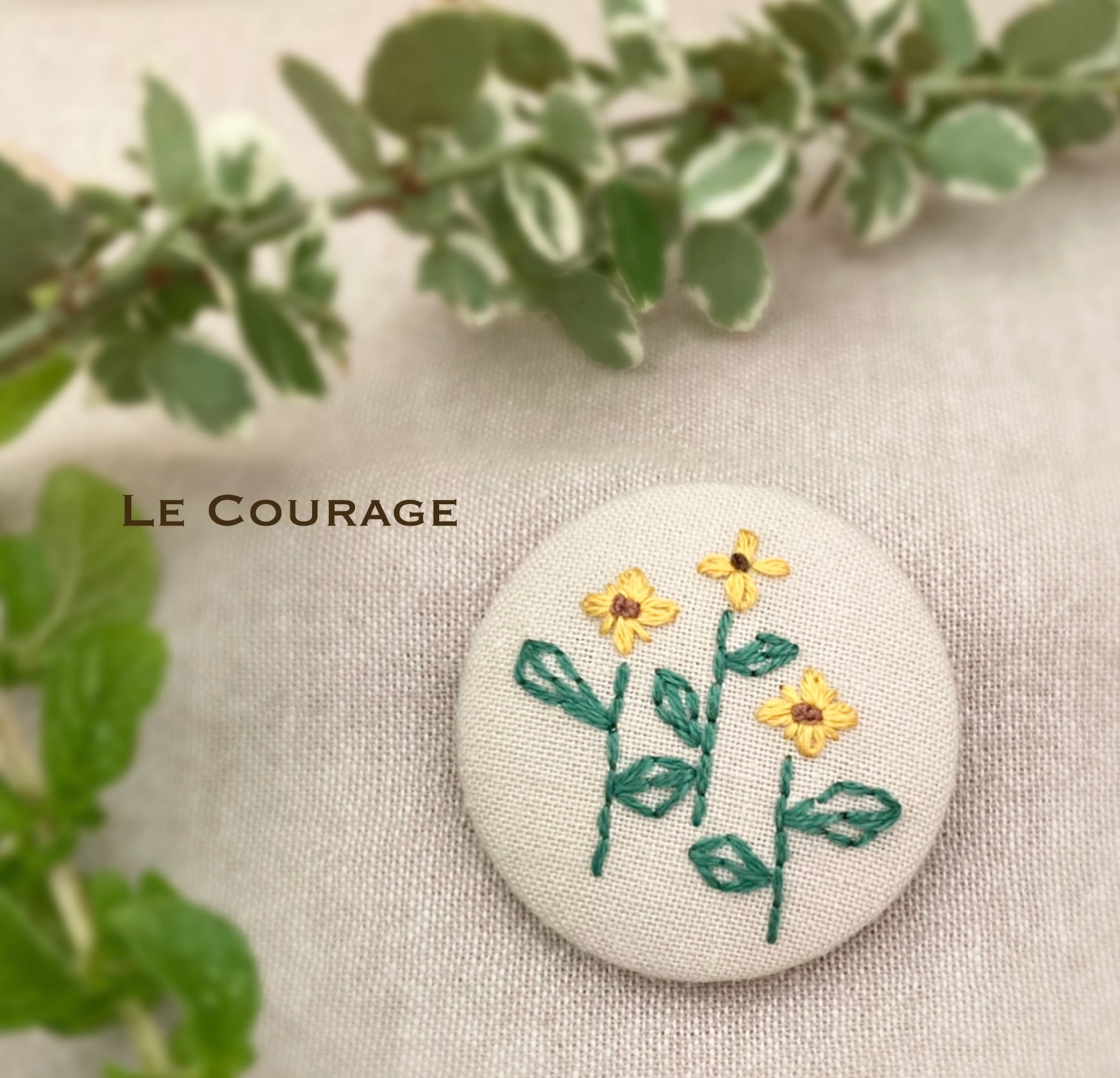 フルートと音符の刺繍ブローチ - le courage | minne byGMO