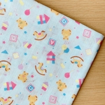 50*50【Wガーゼ】SWEET BABY TOY／サックス《 生地 ダブルガーゼ コットン 綿 木馬 積み木 くま ベア 可愛い ガーゼ生地 水色 COTTONCANDY ガーゼ 》