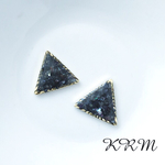 《再々再販》三角シェルピアス