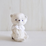 約15cm  青い目のシロクマさん テディベア ぬいぐるみ