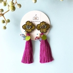 花の刺繍ピアス(イヤリング) カーキ×パープル×タッセル