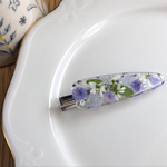 ユーフォルビアと青いお花　植物たちのヘアクリップ/かすみ草/三角/シルバー