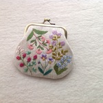 【再販×4】リネンと刺繍のカラフル野の花がま口