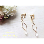 ゴールドとクリスタルearring