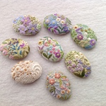 リネンと花刺繍のヘアゴム or ブローチ